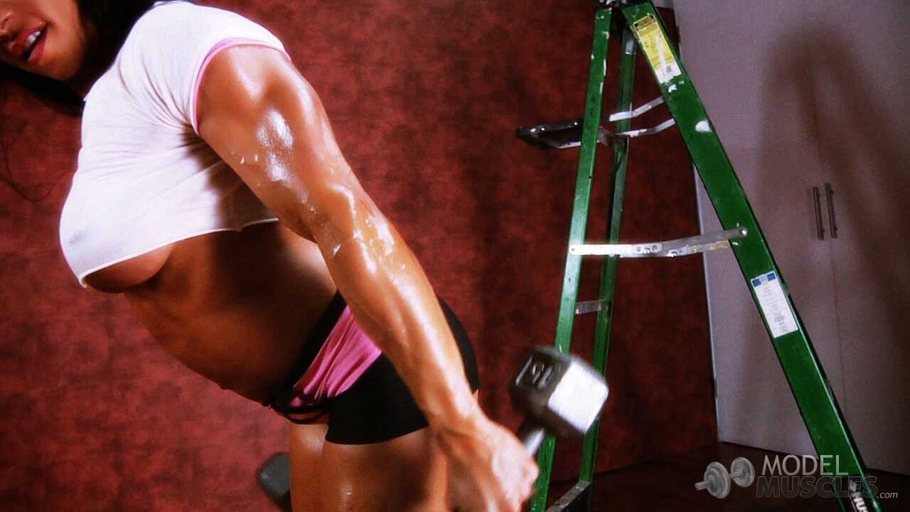 Oiling up the American Bodybuilder Marina Lopez Flexes Her Muscles for You - Marina Lopez