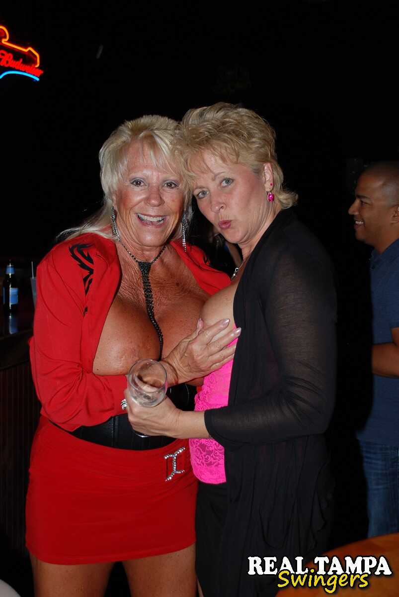 Mature swinger Tracy Lick's busty MILF threesome with Mandi McGraw and Rebecca Williams Club Swingers' Delight -...