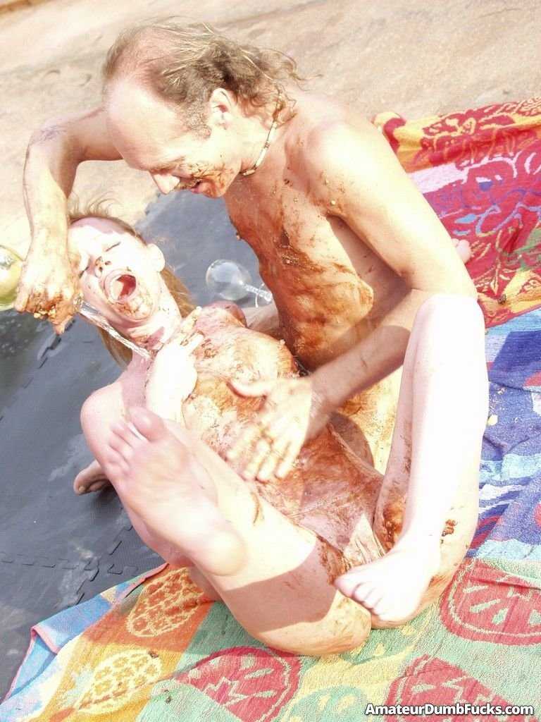 Blonde Nenita Burningham Gets Her Muddy Body Covered Before Giving A Blow Job In The Swimming Pool With An Old Man - Nenit...