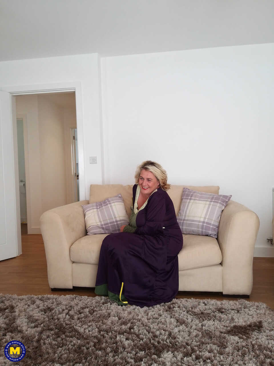 Mature Blonde Bombshell Camilla Creampie Gets a Hardcore Pounding on the Carpet by her British Older Lover - Camilla Creampie
