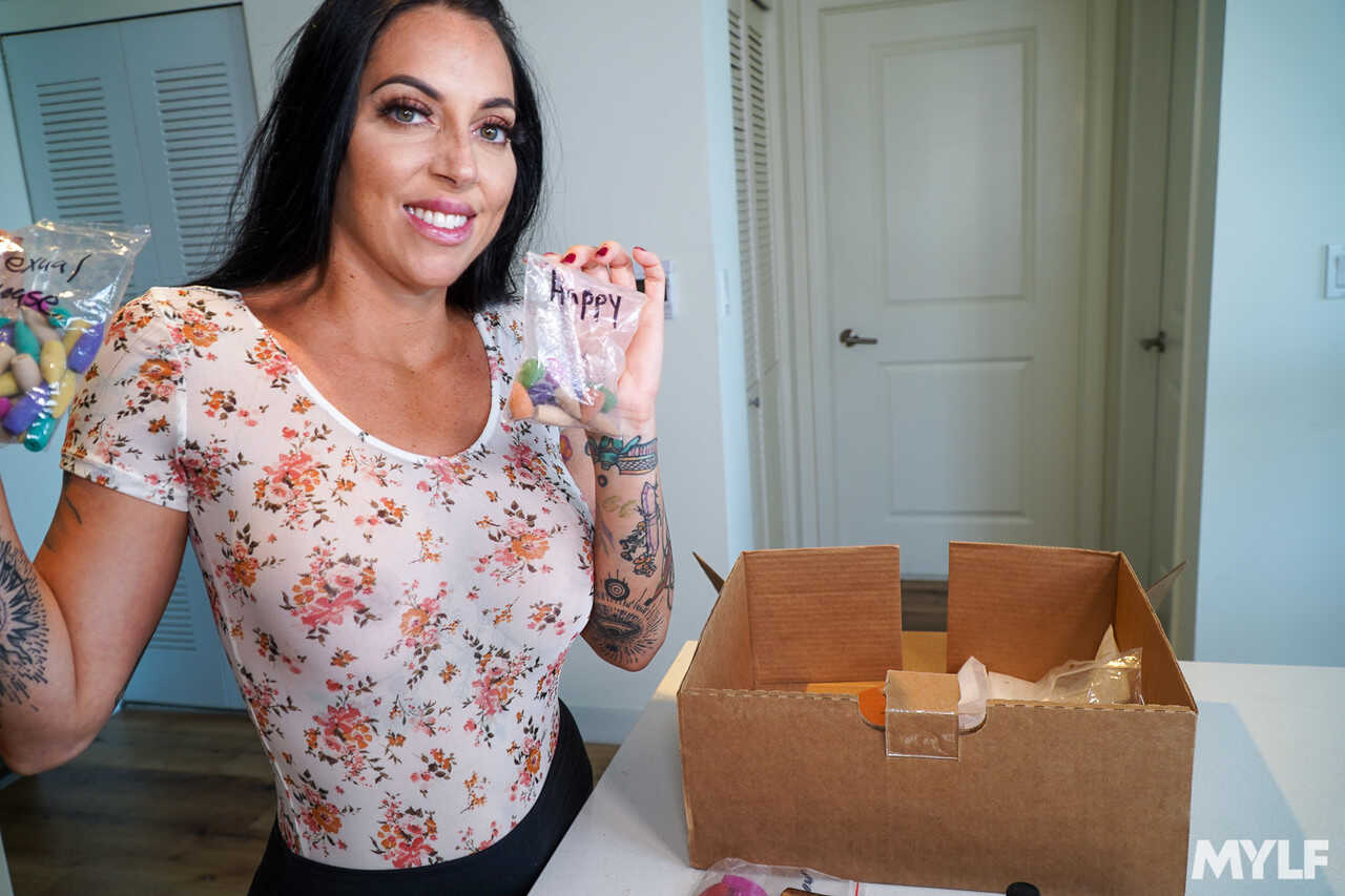 Ink-Covered Intruder: Tattooed Milf Lillith Morningstar Pounds Johnny's Dick from Behind in a POV Fuck - Johnny the K...