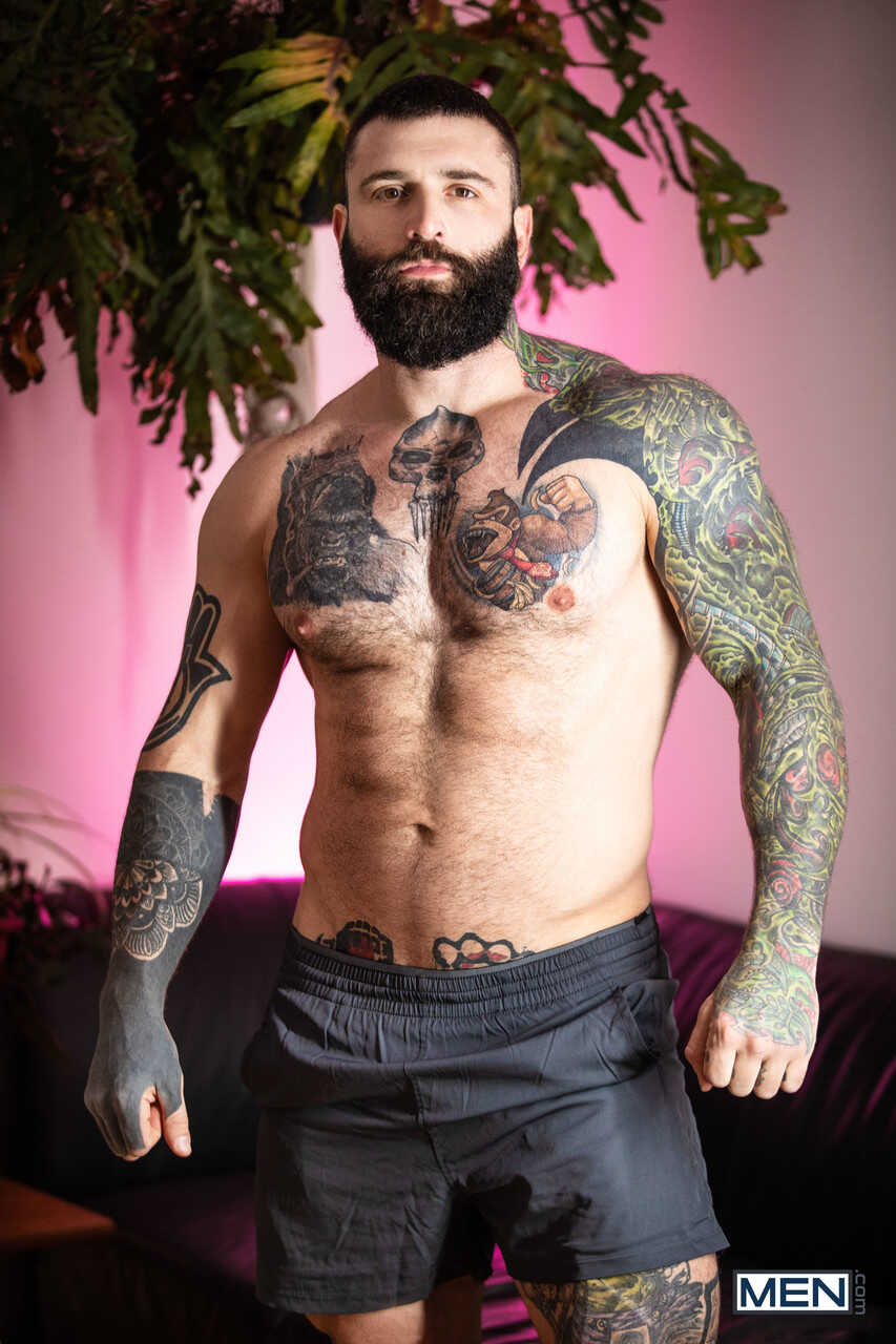 Markus Kage and Malik Delgaty's Hot Bear Fuck Fest A Gay Muscle Fantasy Come True! - 