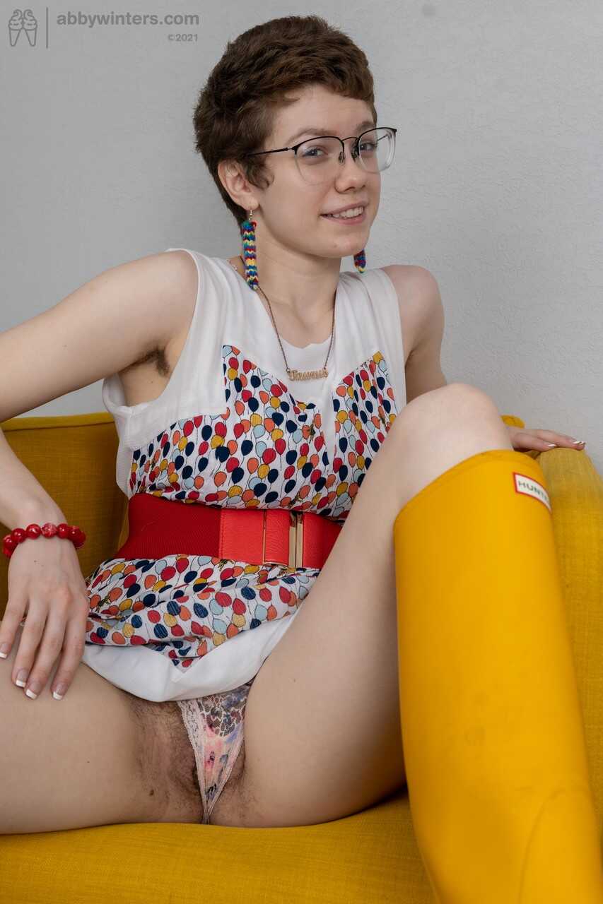 Short haired nerd Morgan K reveals her thick hairy pussy and toys her curvy body - Morgan K