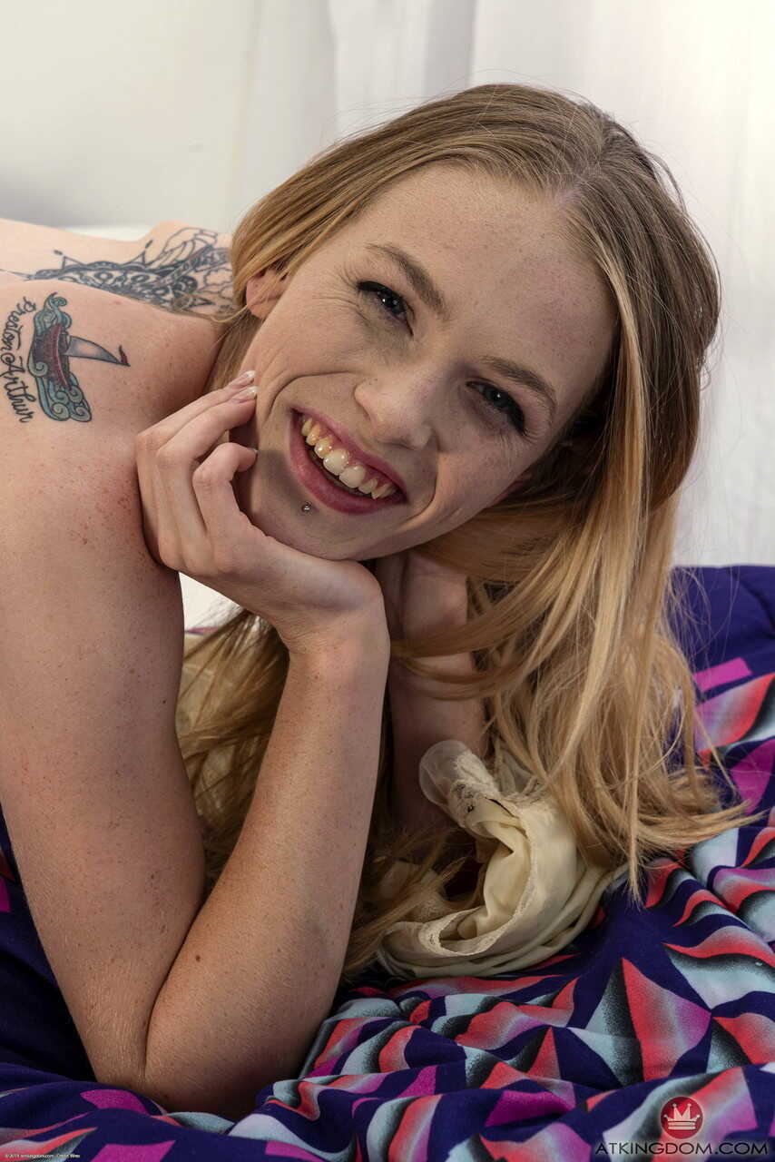 Spreading Hairy Pussy: Mature Violet Storm's Skinny Spread Eagle - Violet Storm