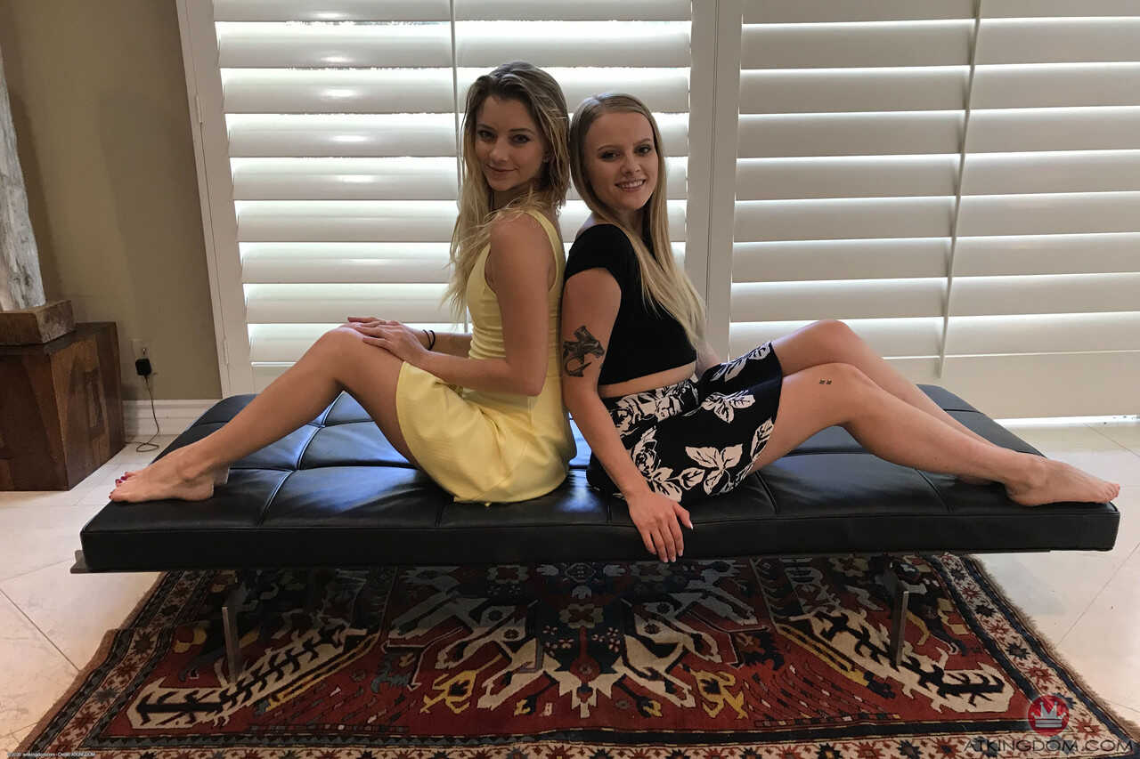Amateur babe stepsis Paris White and her hot stepsister expose their asses together - Paris White, Riley Star
