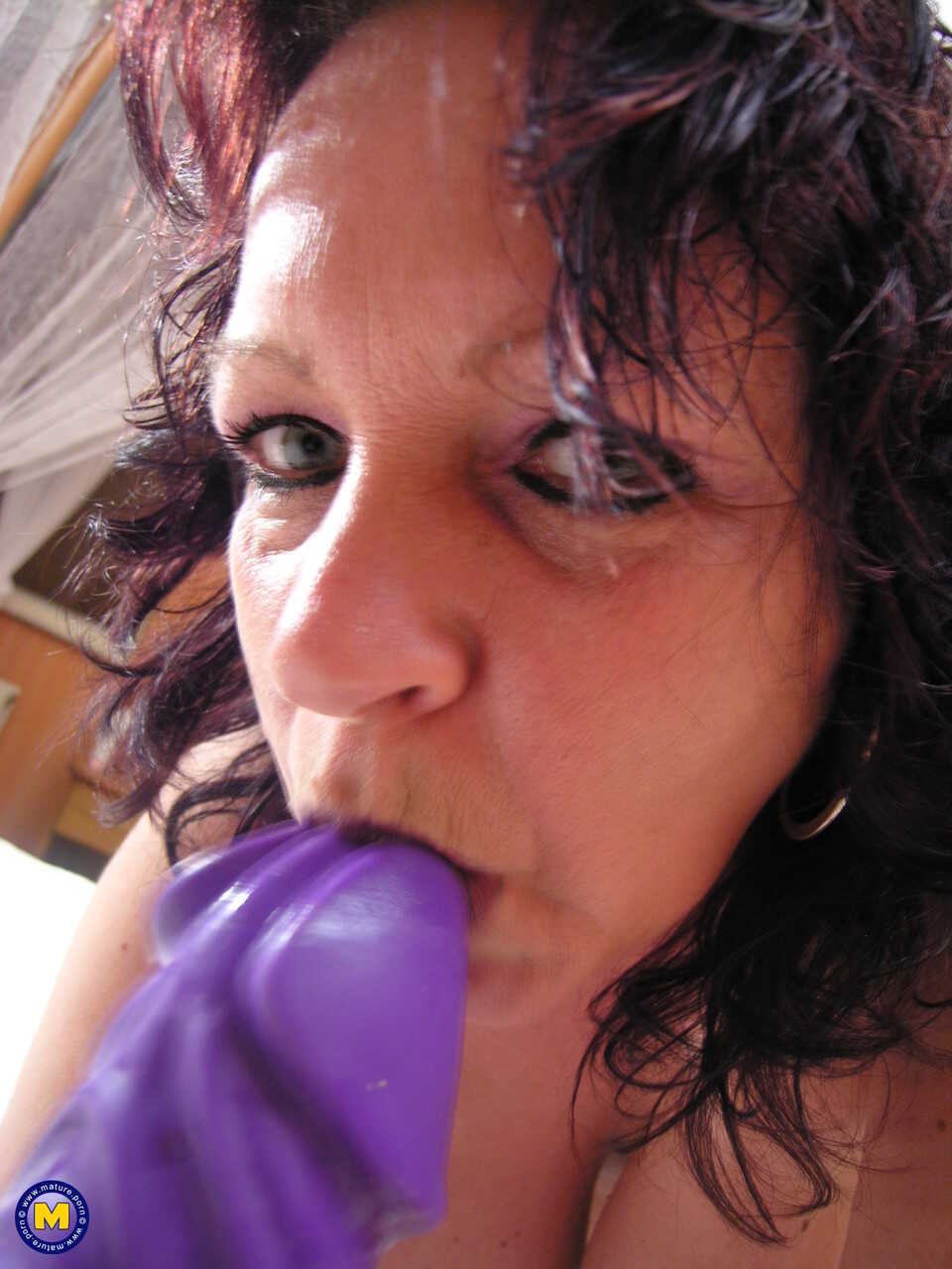 Hetty's Big Titty Piercing Playtime: A Mature BBW Housewife's Solo Pleasure Session - Hetty