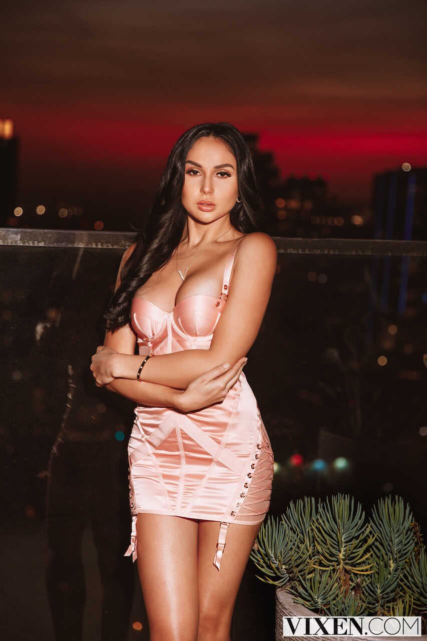 Exotic teens Ariana Marie & Scarlit Scandal get double-penetrated by two hung black men in a hot FFM IR 3some - Ariana...