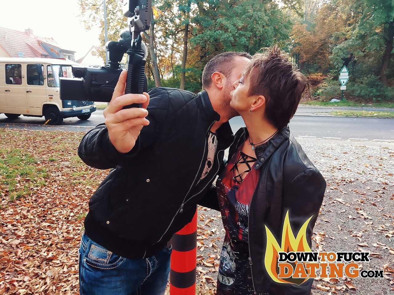 Wild Amateur Nympho Rubina Gets Filled and Fucked at the Park Mature Doggystyle Outdoor Fuck with Short Hair! - Rubina