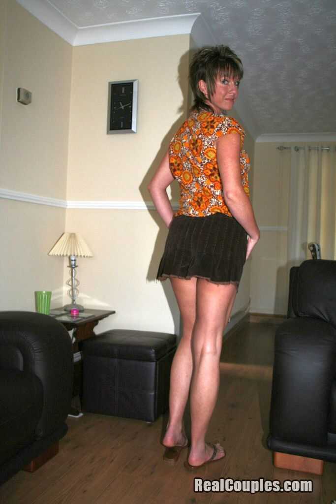 MILF Shelly Ann's Horny Body Revealed Before Hot Threesome - Shelly Ann