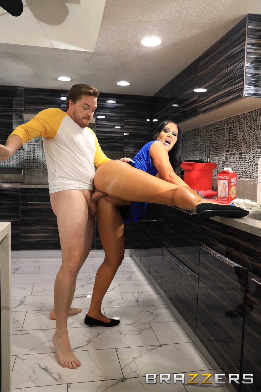 Brazilian MILF Sybil Stallone's Huge Fake Tits Get Cumshot After She Fucks Her Stepson Kyle Mason in a Hot Mother-Son...