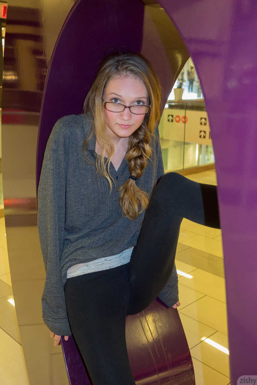 Slender Reese Berkman shows off her ass in the clothing store for her nerdy teenage boyfriend - Reese Berkman