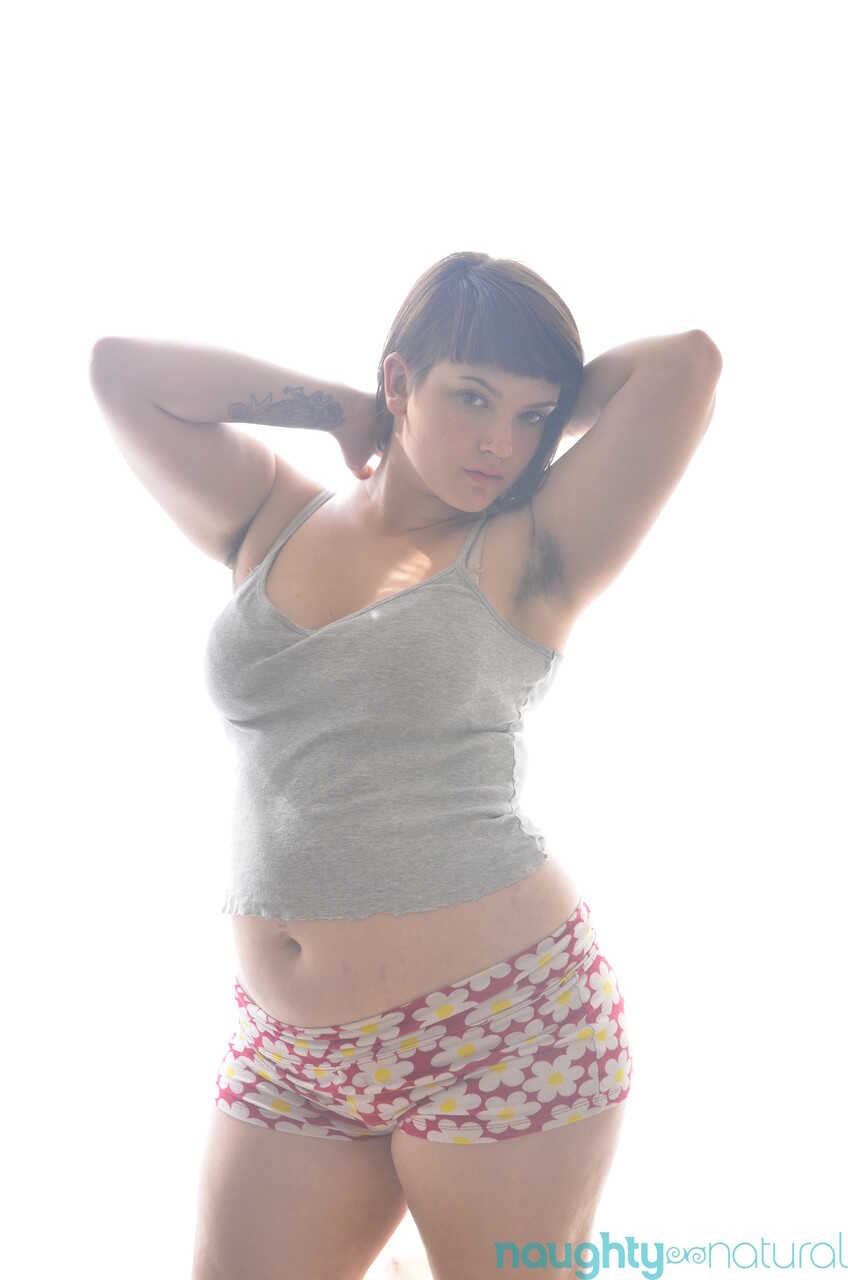 Curvy teen with hairy armpits Magnolia shows her bubble ass and big tits :  Magnolia's Hairy Armpit Tease: A Curvy Te...