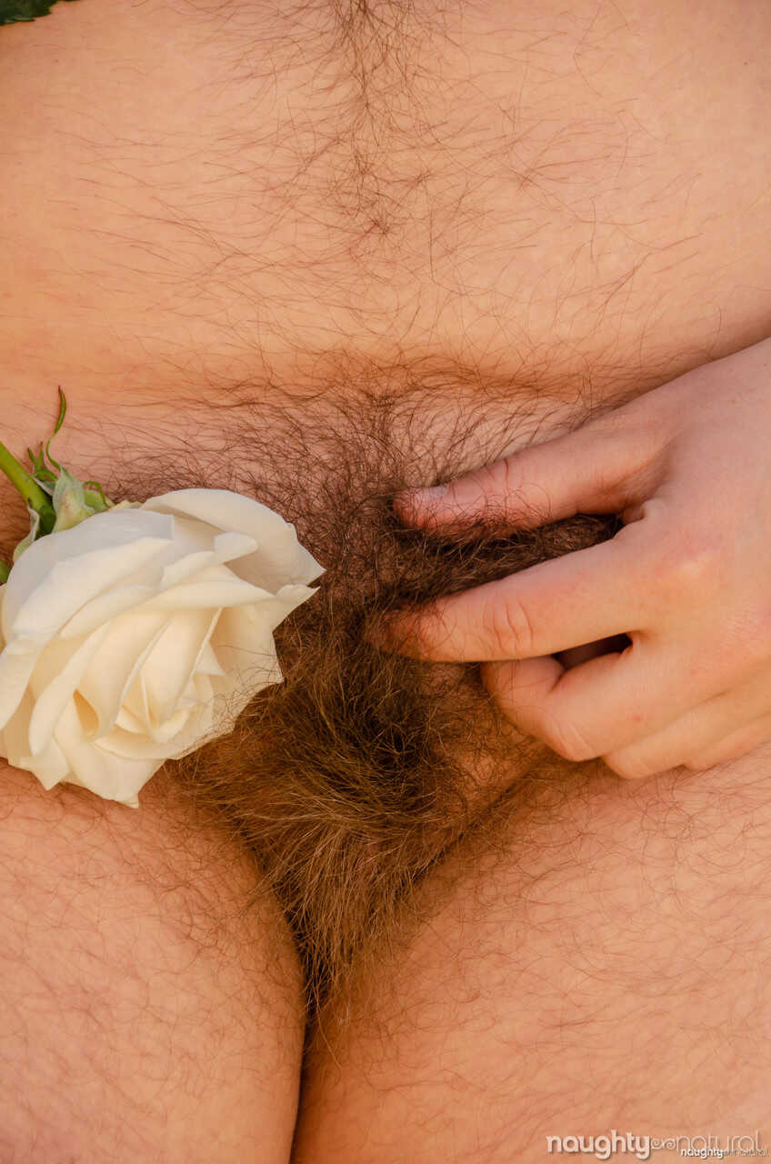 Brooke Casey: The Natural Blonde Hairy Beauty - Brooke Casey