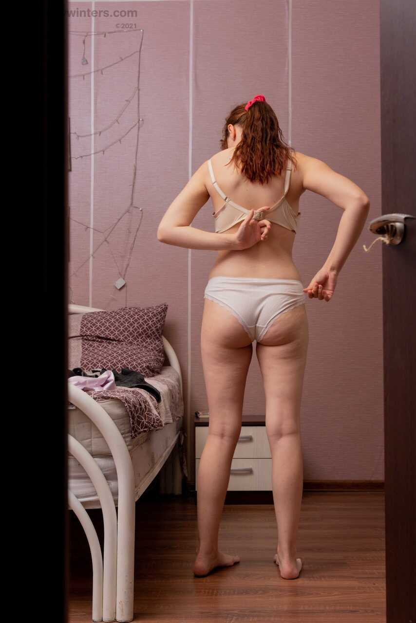 Peeping Tom Gets Exposed by Horny PAWG Elza While She Changes Into Skimpy Lingerie! - Elza
