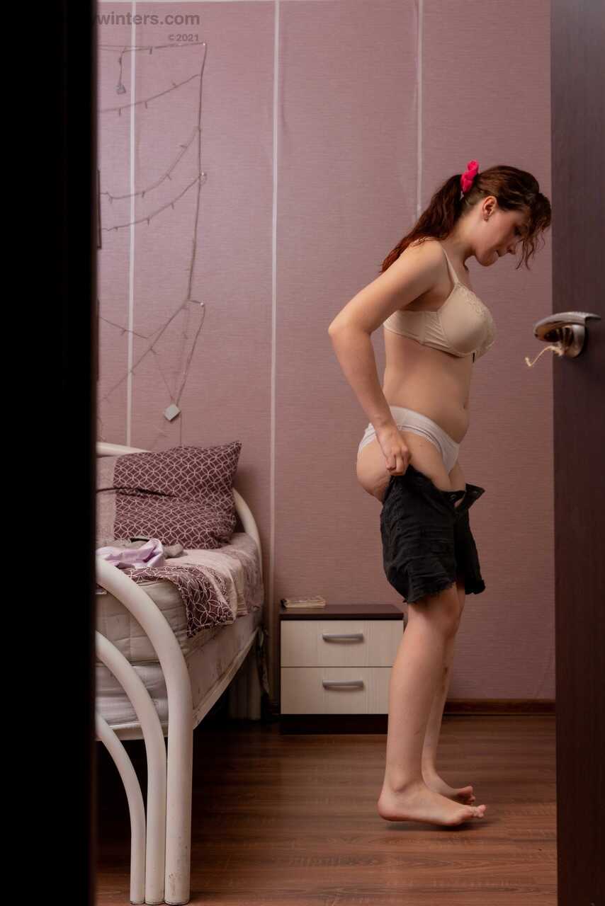 Peeping Tom Gets Exposed by Horny PAWG Elza While She Changes Into Skimpy Lingerie! - Elza