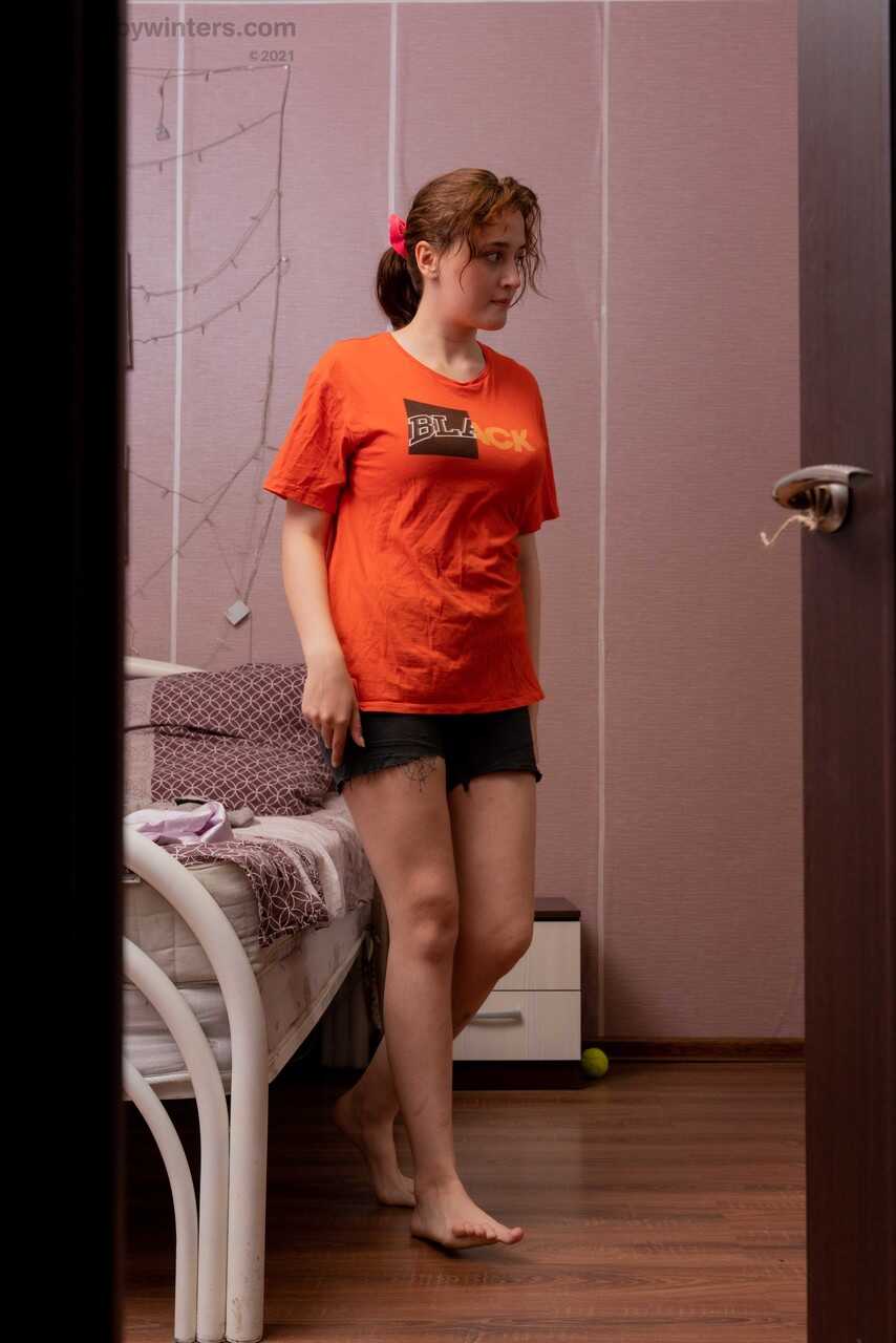 Peeping Tom Gets Exposed by Horny PAWG Elza While She Changes Into Skimpy Lingerie! - Elza