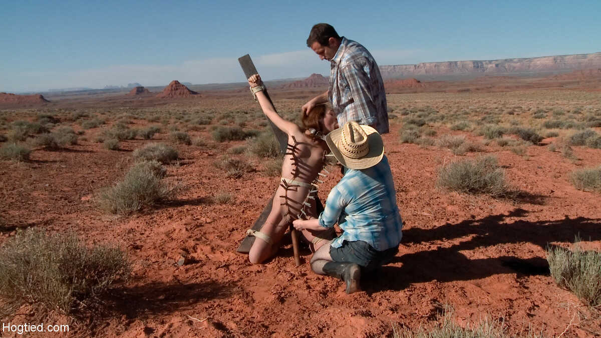 Skinny Amber Rayne Gets Cum Facials In The Desert While Tied Up And Screaming - Amber Rayne, Maestro