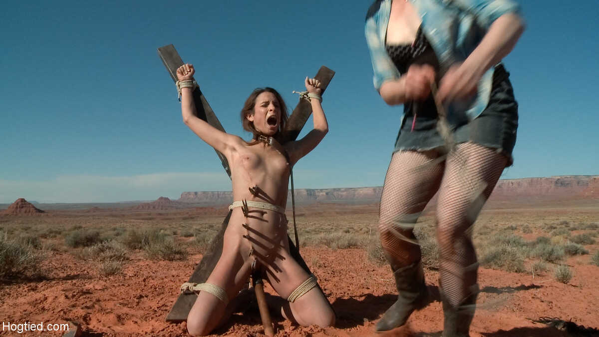 Skinny Amber Rayne Gets Cum Facials In The Desert While Tied Up And Screaming - Amber Rayne, Maestro