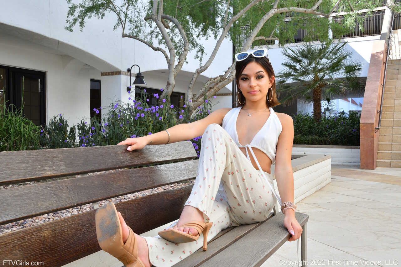 Stripping Arya's Marvelous Show: Shamelessly Exposing Her Holes in Public! - Arya