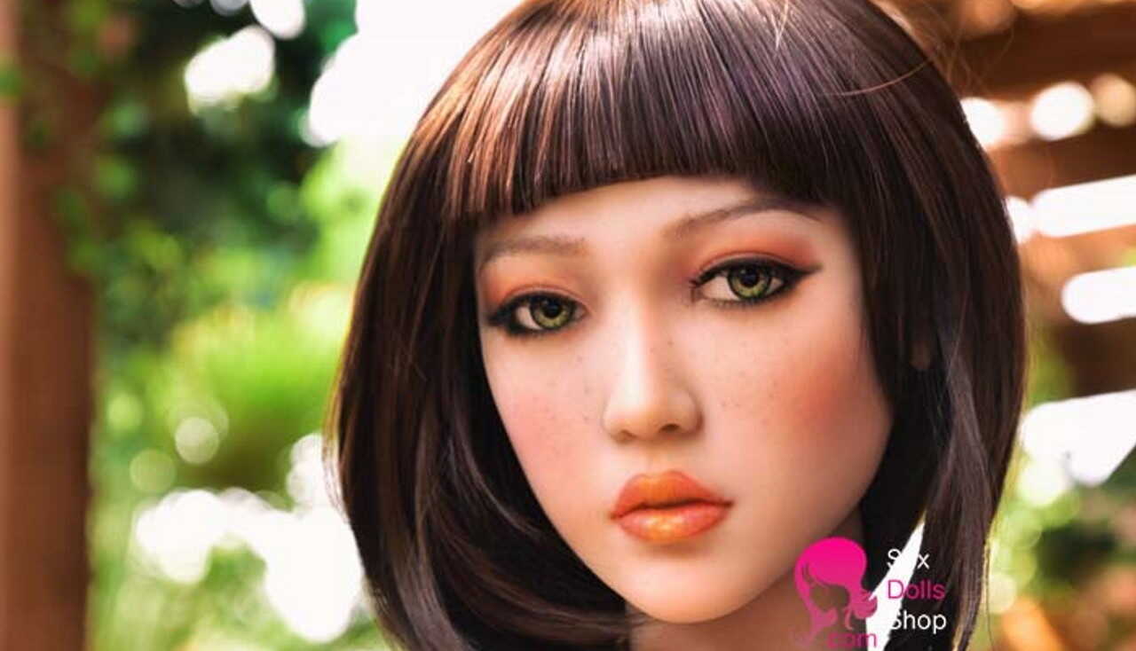 Exotic Love Doll: The Oriental Beauty and Her Lustful Lips