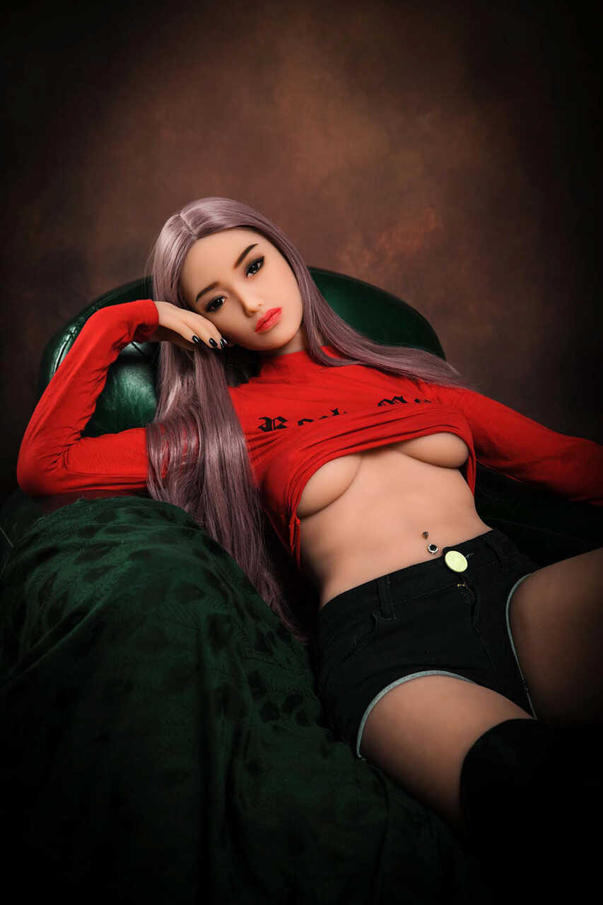 Farida's Fleshy Fantasy Realistic Sex Doll Poses Nude With Her Round Booty - 