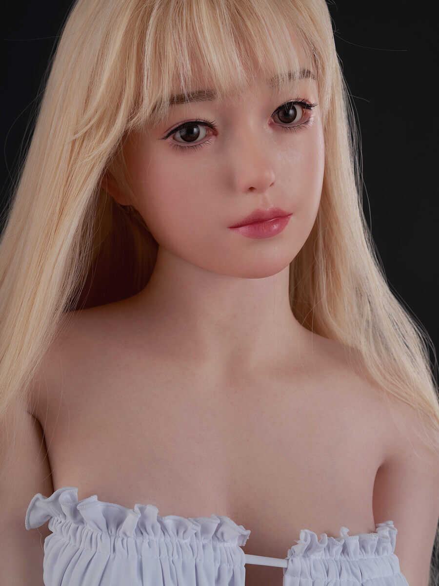 The Curvy Blonde Sex Doll with the Big Boobs and Bubble Butt that Satisfies Your Wildest Fantasies Kinsey - 