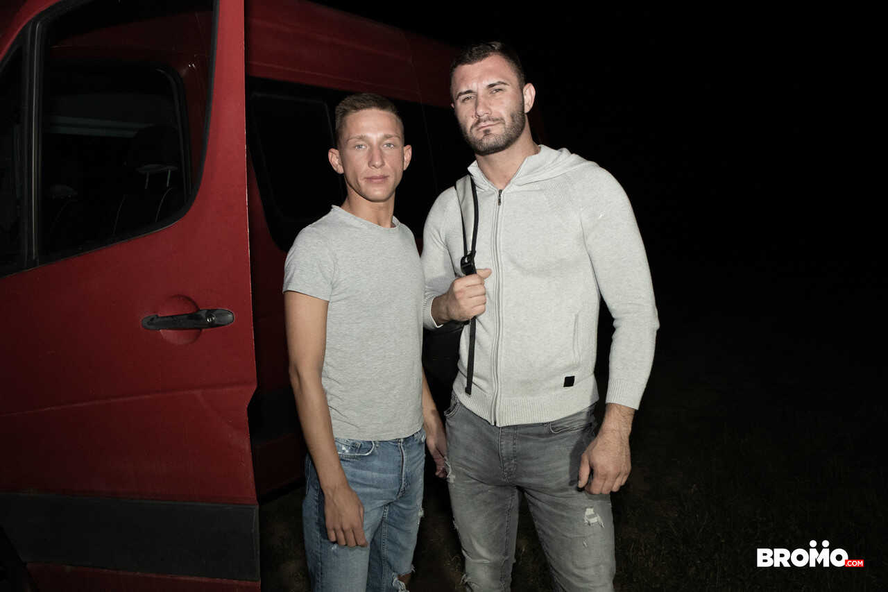 Outdoor Bromance with Daren D and Julian - 