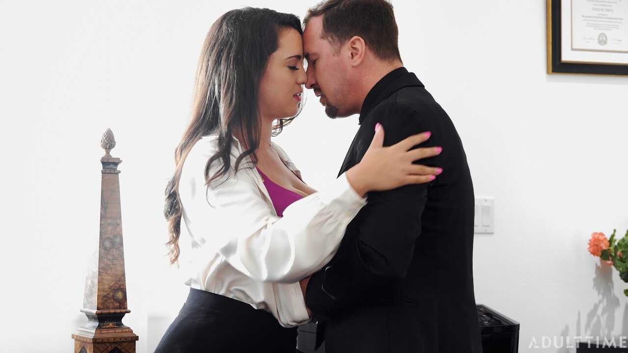 Naughty Secretary Nicole Sage Gets Double Teamed by Her Boss and His Partner in the Office - Jessy Jones, Nicole Sage
