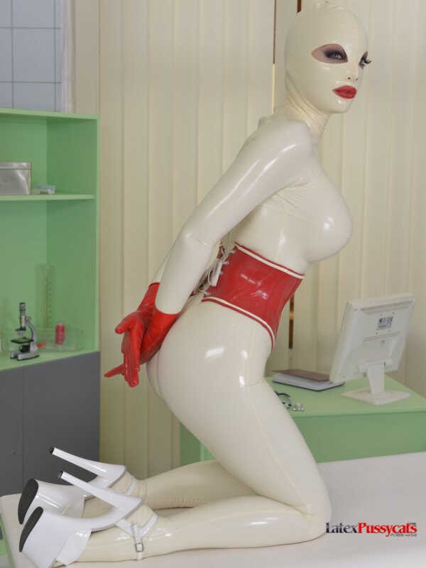 Big Boobed Latex Lucy Makes Her Own Fantasy Come True - Latex Lucy