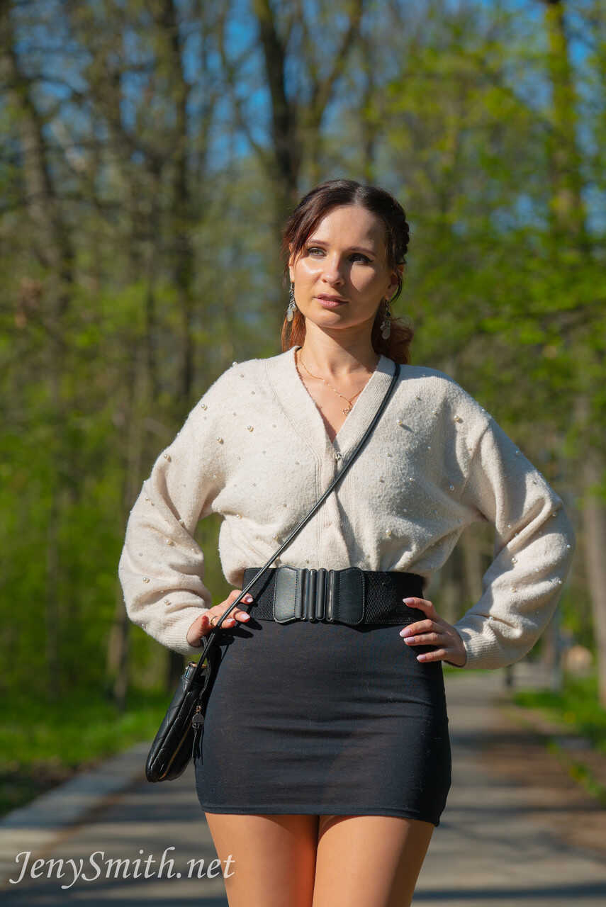 Exposed: Jeny Smith's Black Dress Upskirt! Russian MILF in Pantyhose and Stockings! - Jeny Smith