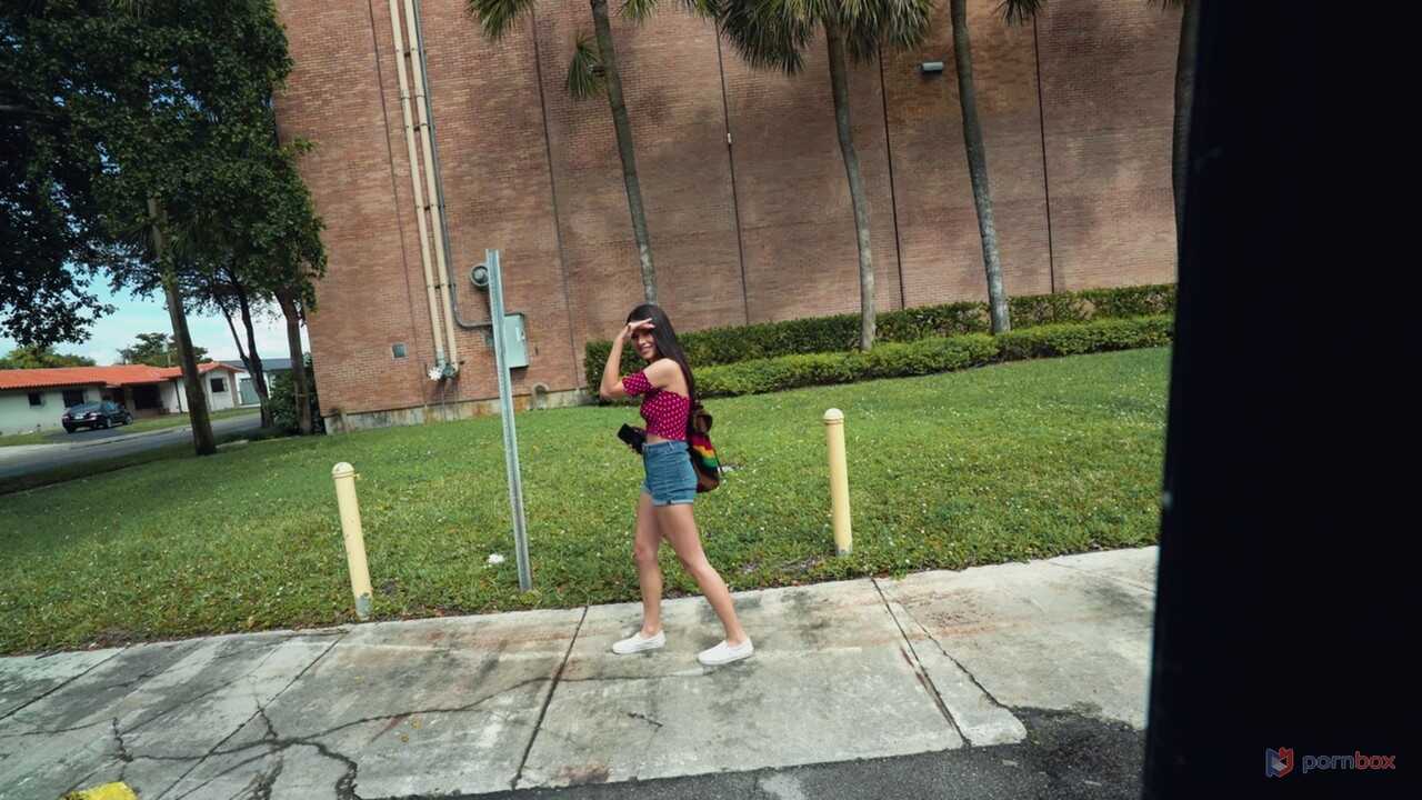 Reyna Delacruz's Bus Stop Pickup Turns into an Overpowering Stranger Sexcapade - Reyna Delacruz