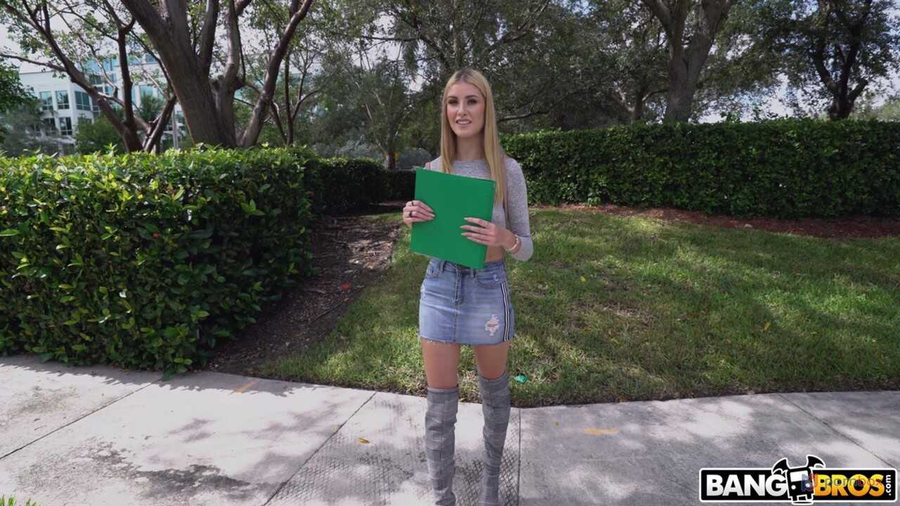 Teen Mazzy Grace Joins a Stranger in His Van and Gets Down to Business with his Hard Boner - Mazzy Grace