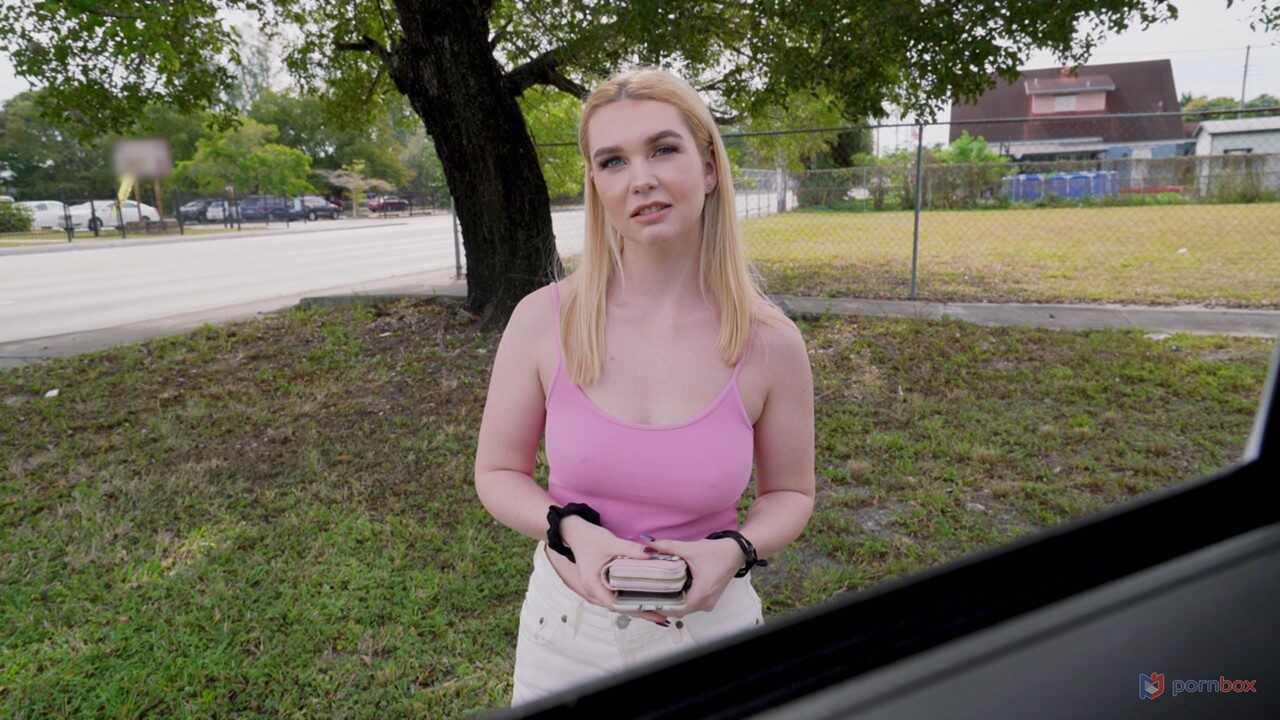 Layla's Roadside Adventure Blonde Hitchhiker Gets Fucked by Stranger in the Woods - Layla Belle