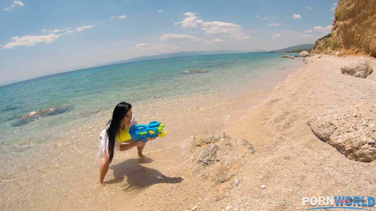 Beach Bitches: Inna Innaki & Kitana Lure's Athletic Adventures on the Sandy Shores of Porn World - Inna Innaki, K...