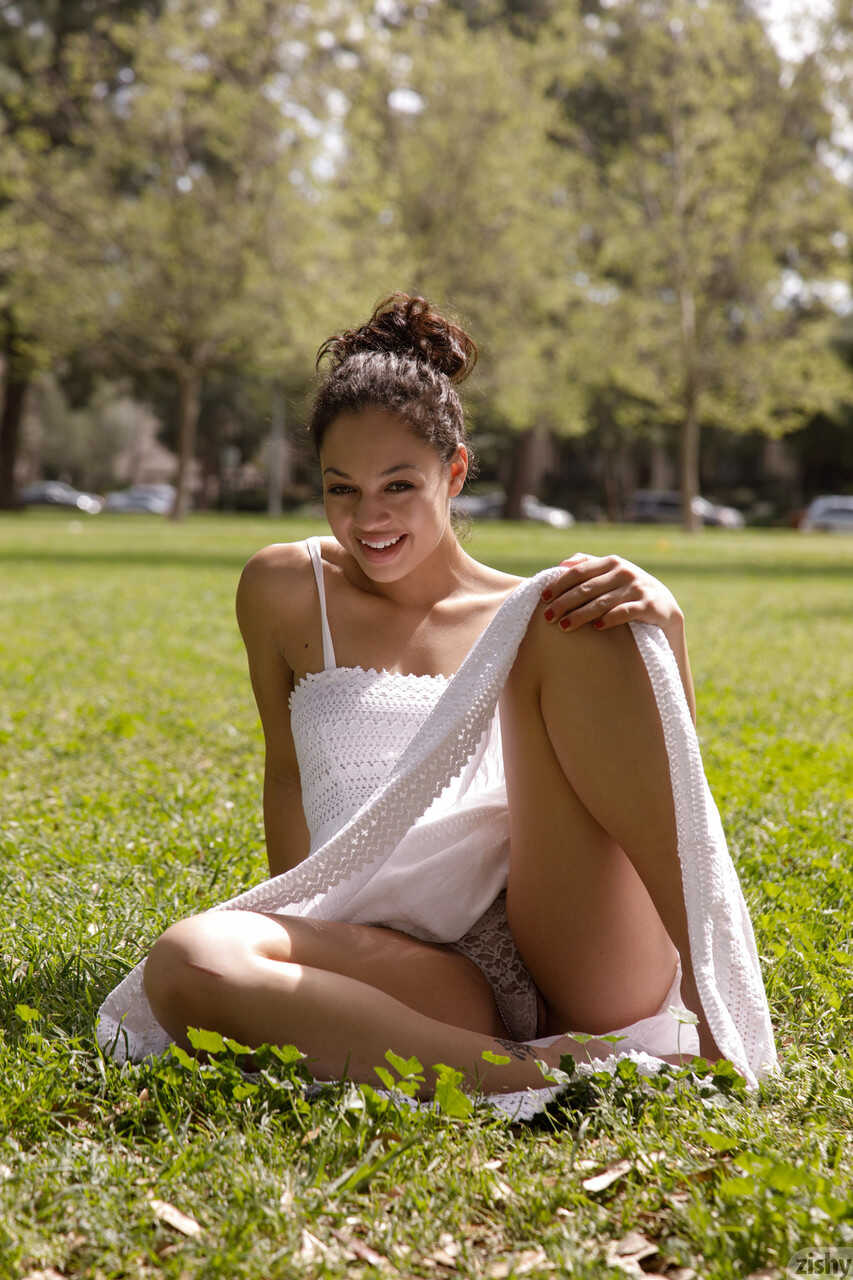 White Dress Naughty: Karissa Kane Flashes Her Booty and Tits in the Great Outdoors! - Karissa Kane