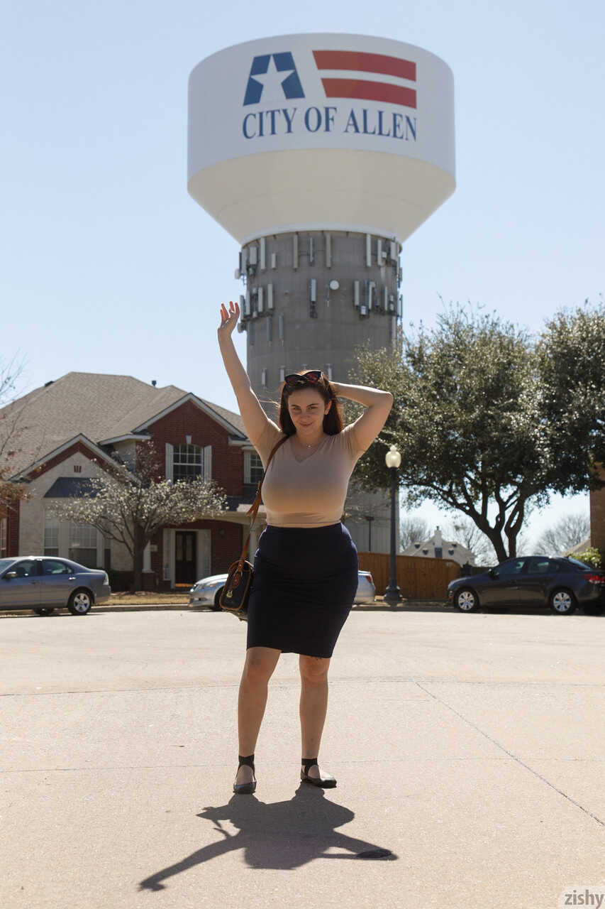 Milly Marks' Juicy Big Boobs Explosion: The Petite Teen Gets Naughty in Public with Her Fat Thighs and Chubby Body - ...