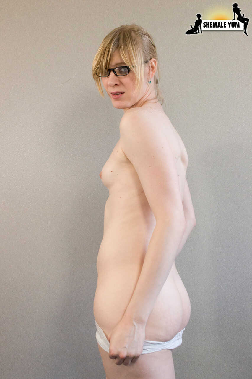 Alyssa Autumns' Sensual FTM Spread: Shemale Feet, Ass, and Small Tits on Display! - Alyssa Autumns