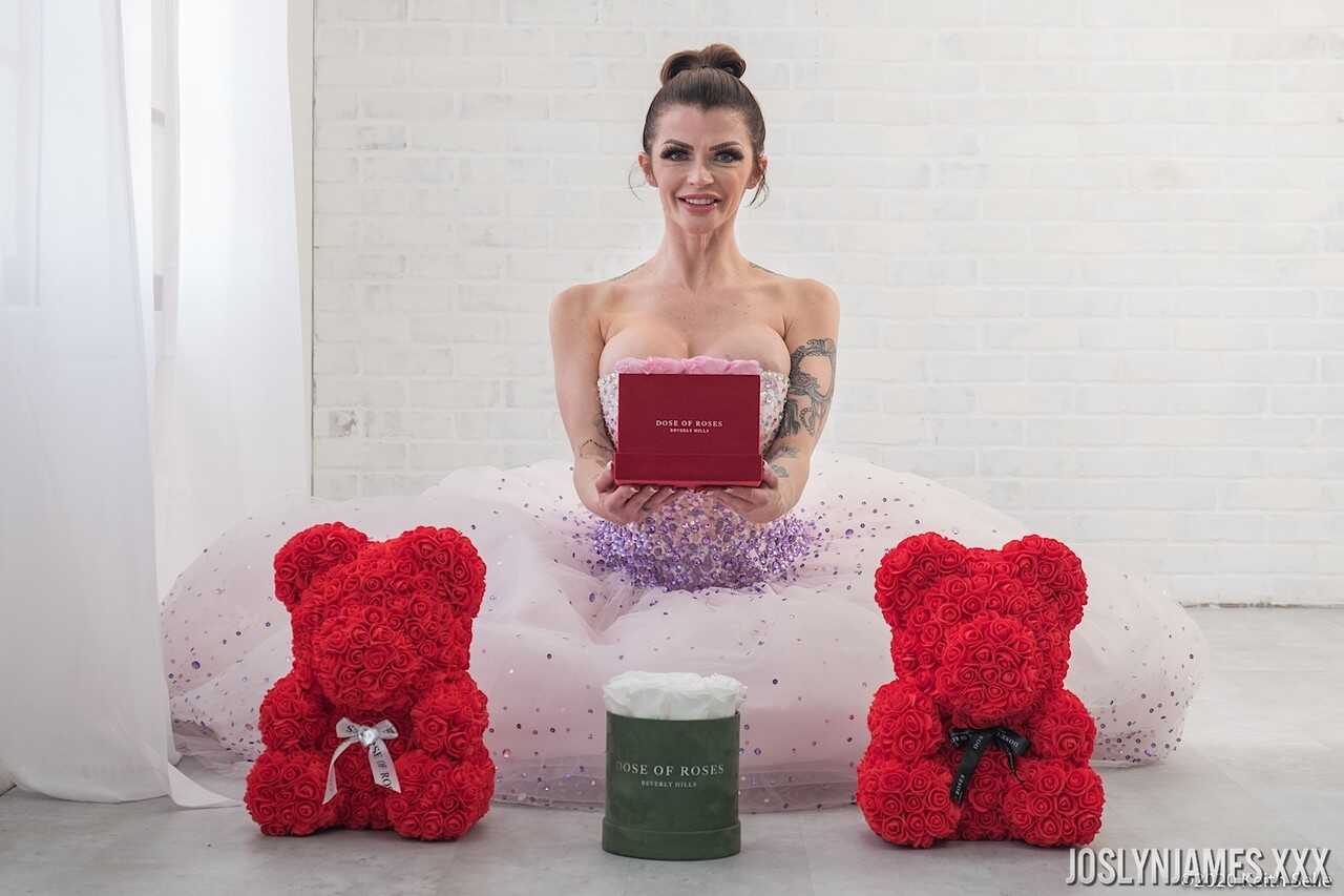 Busty MILF Joslyn James unties her wedding dress to reveal her massive cleavage - Joslyn James