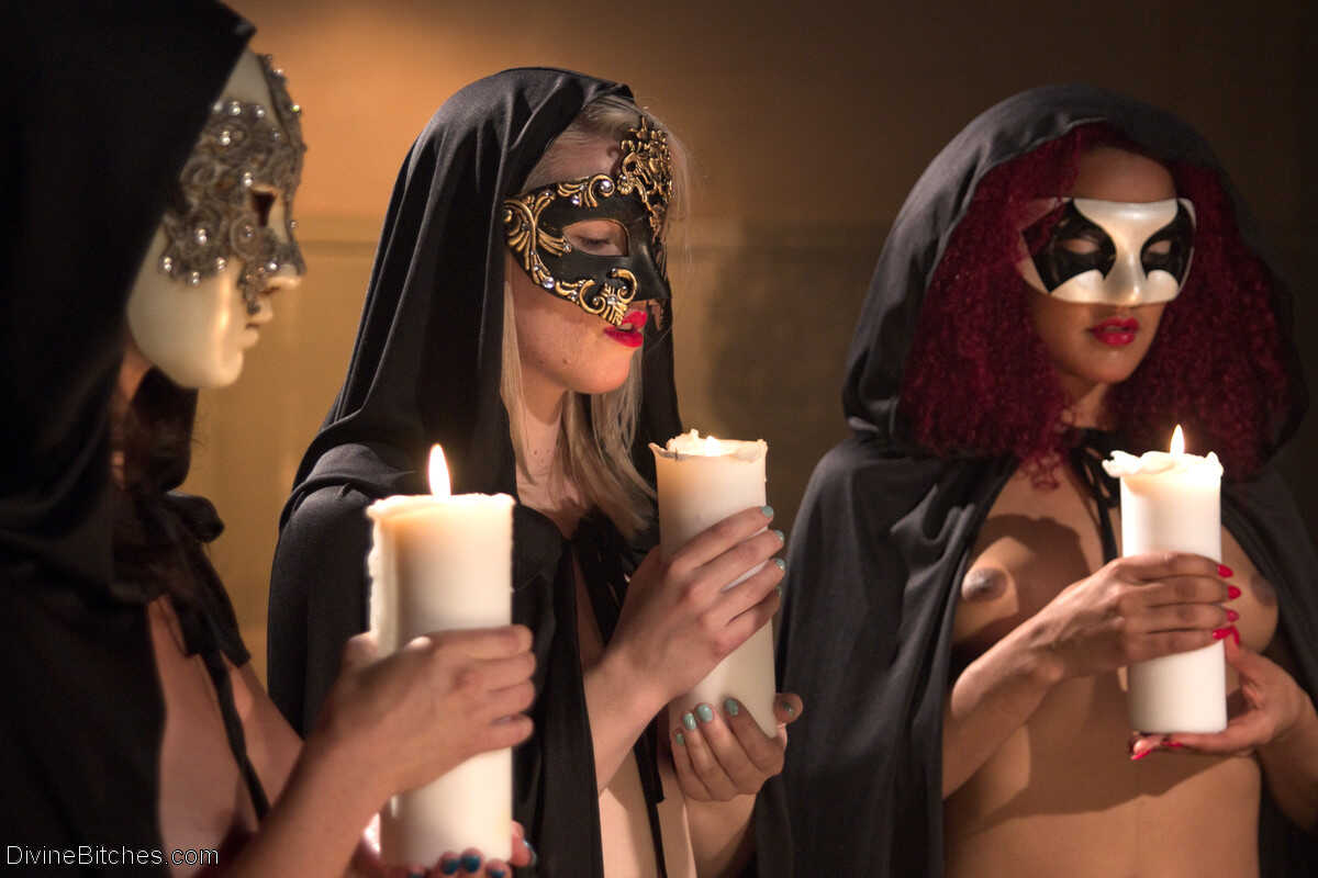 Mistress Maitresse Marlowe and her Cherry Torn Slave: A Wax Ritual of Small Penis Humiliation - Cherry Torn, Daisy Ducati,...
