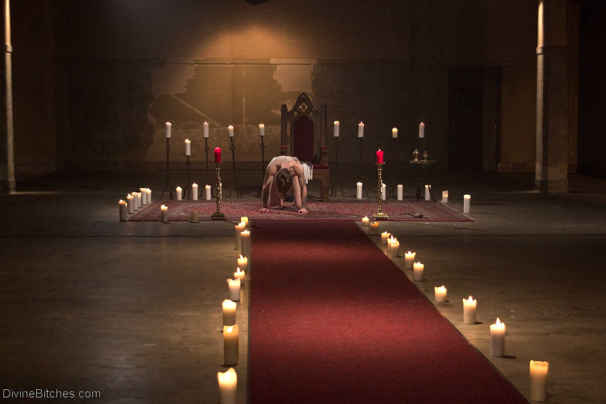 Mistress Maitresse Marlowe and her Cherry Torn Slave: A Wax Ritual of Small Penis Humiliation - Cherry Torn, Daisy Ducati,...