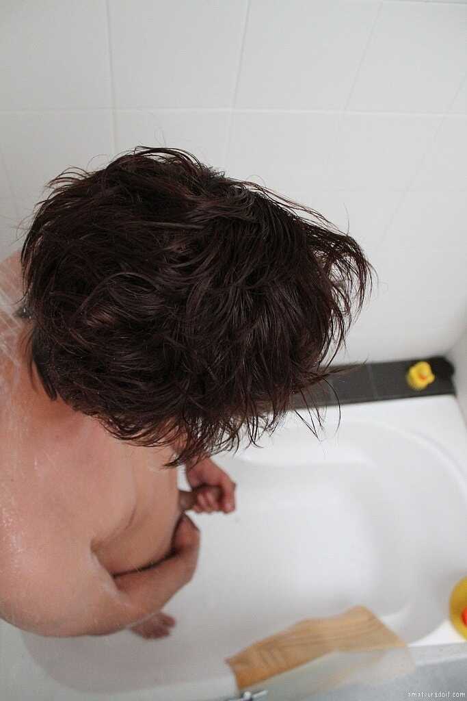 Gay Amateur Sonny Moon Exposes His Big Dick While Masturbating In The Shower - 