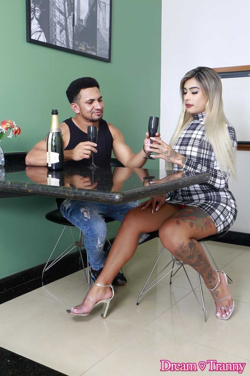 Shemale with a big booty Emanuelly Polly gets gangbanged by hung men while riding on her DAP! - Emanuelly Polly