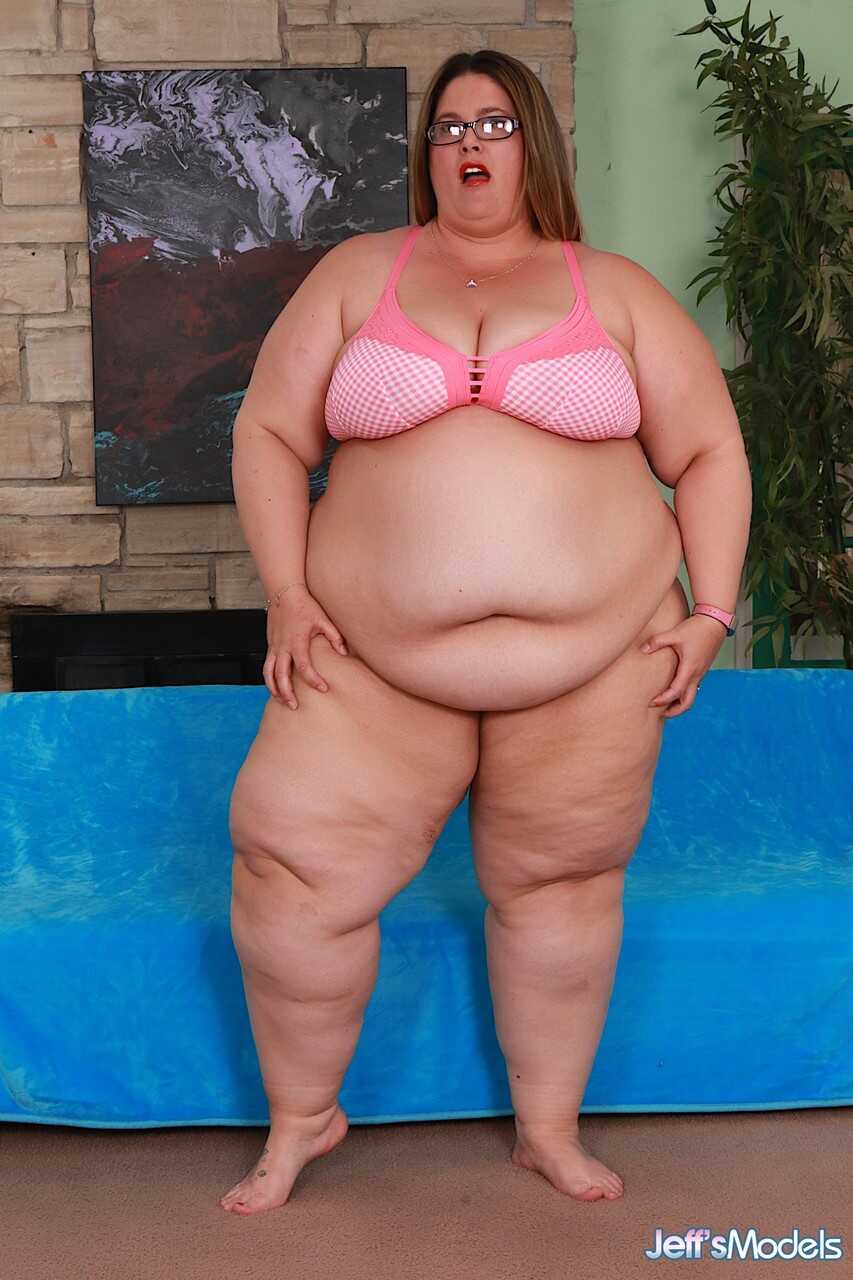 Dark-haired SSBBW Erin Green Gets Her Big Tits & Twat Stretched By Her Admiring Lover - Erin Green