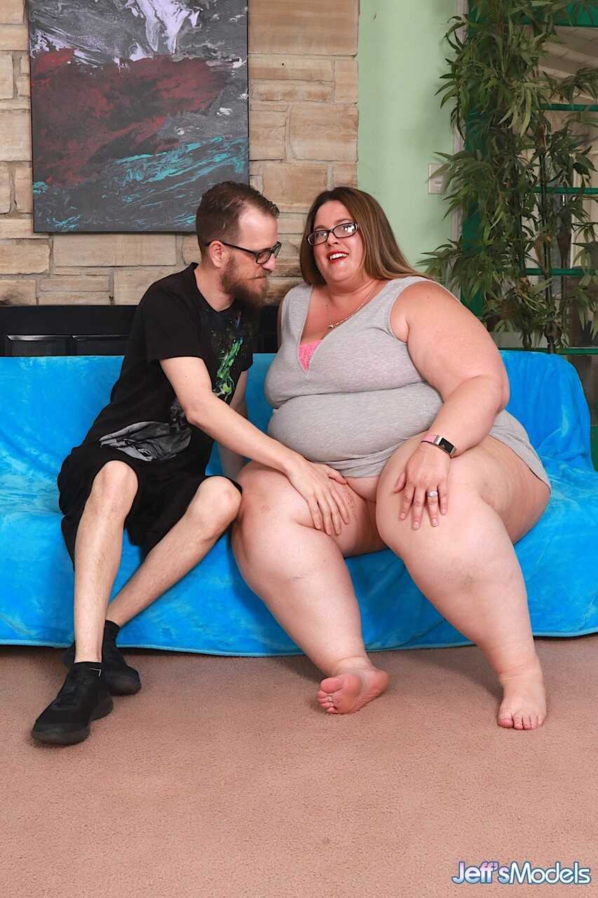 Dark-haired SSBBW Erin Green Gets Her Big Tits & Twat Stretched By Her Admiring Lover - Erin Green