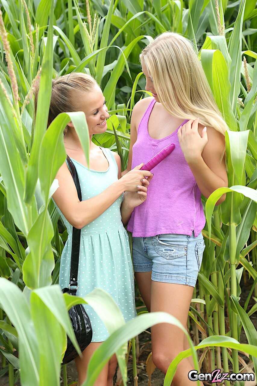 Country Corners Two Pretty Lesbians Play with Their Toys - Bella Baby, Cayla Lyons