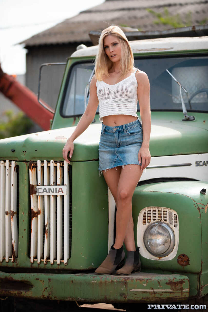 Blonde Candee Licious gets pounded in the back of an old truck by a sexy stranger.