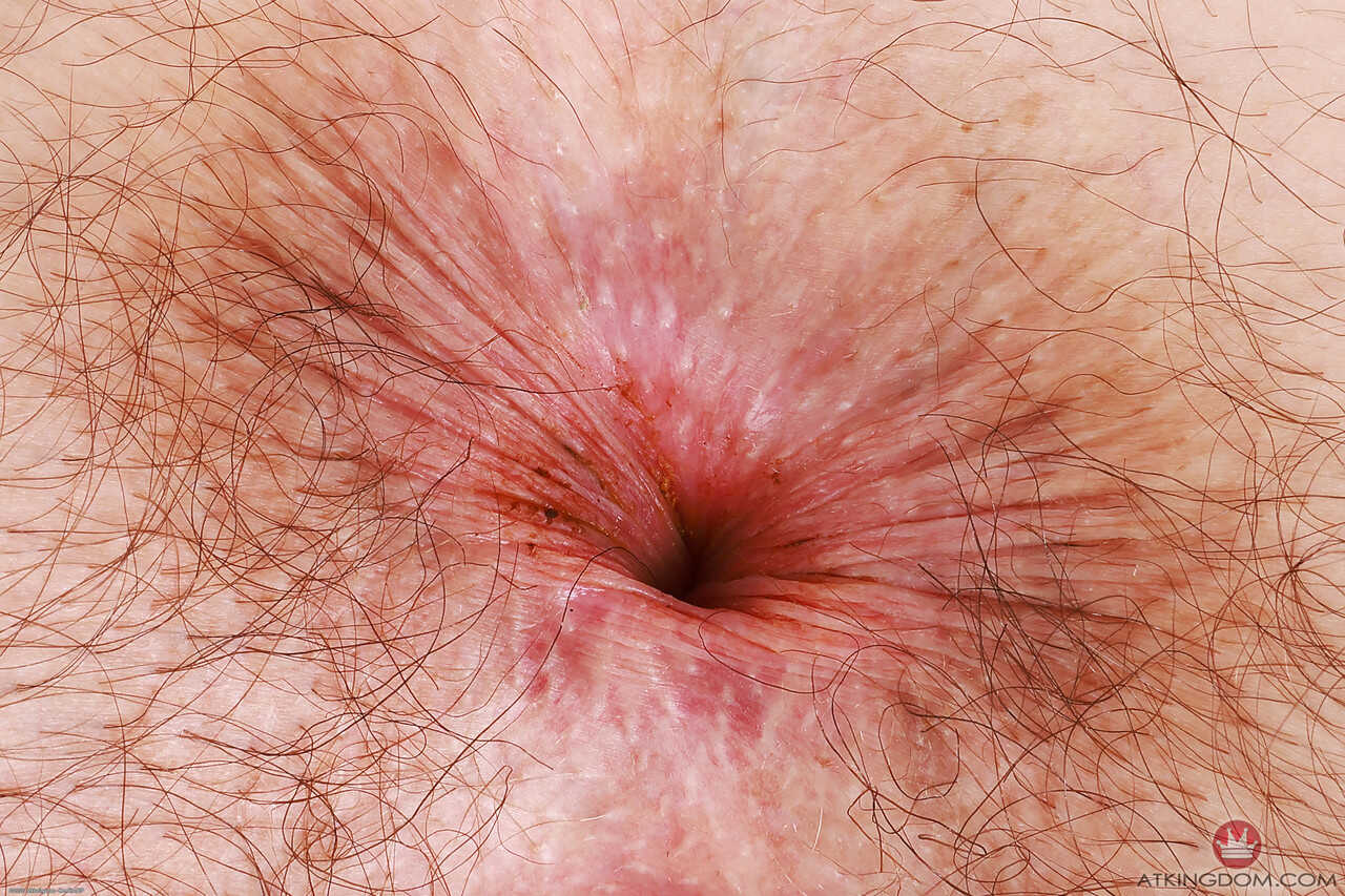 Hairy Wookie Princess's Short-haired Pregnant Belly Shows off her Hairy Holes up Close in an Intimate Close-up Anal -...