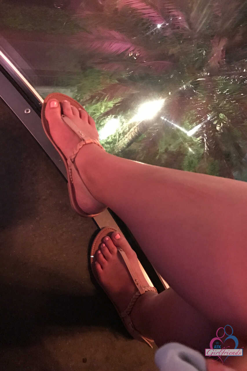 Colombian girl Emily Cash flaunts her sexy feet in her solo compilation of amputee fetish scenes! - Emily Cash
