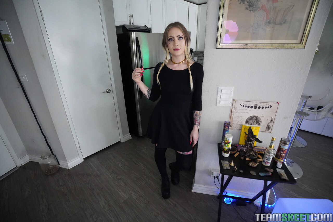 Ike Diezel's Naughty Teen Baby: Sid Spreads Her Legs and Moves Her Undies Aside for a POV Fuck - Baby Sid, Ike Diezel