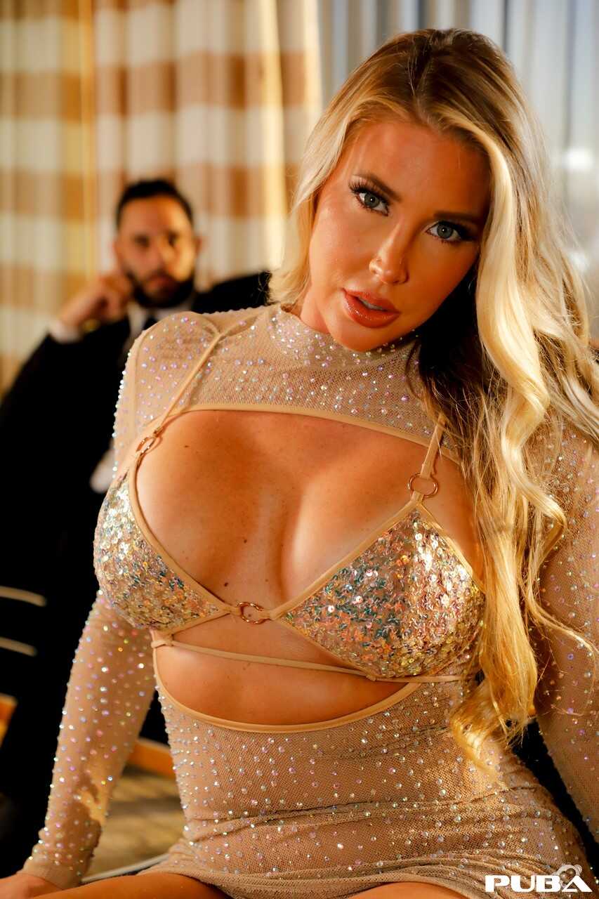 Samantha Saint and Damon Dice's Hardcore Double Penetration Porn Scene - Samantha Saint, Damon Dice